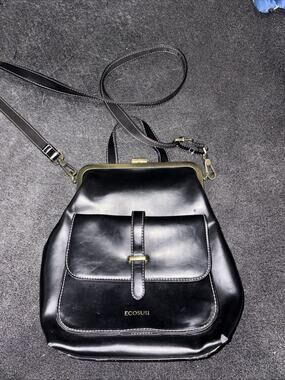 Walasa Black Shoulder Bag Bow Accent Gold Hardware Adjustable Strap